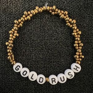 Taylor Swift gold rush friendship bracelet